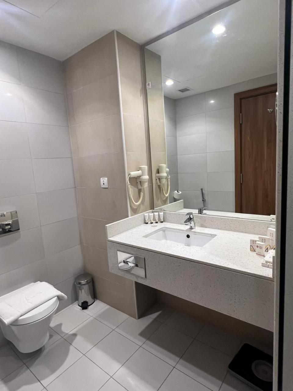 Best Western Plus Buraidah Exterior photo